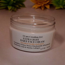 Load image into Gallery viewer, Extra Light Daily Face Cream